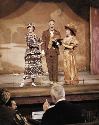 Star! still 5