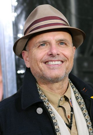 Joe Pantoliano, photo 1 of 3