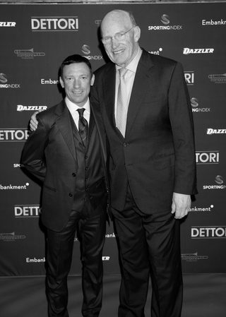 Dettori still 8