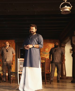 Aaraattu still 7