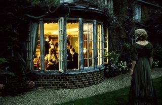 Howards End still 8