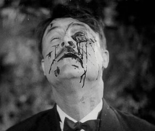L'Âge d'Or still 8
