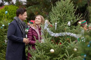 Holiday Road still 6