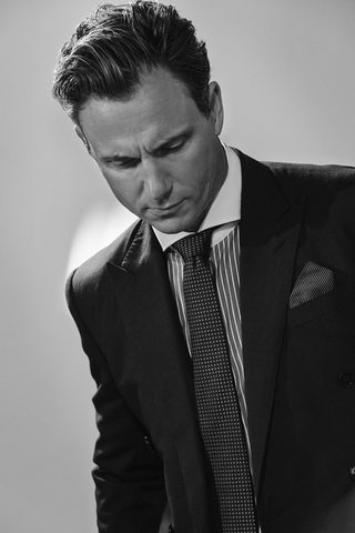 Tony Goldwyn, photo 1 of 3