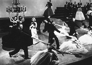 Gentlemen Prefer Blondes still 2