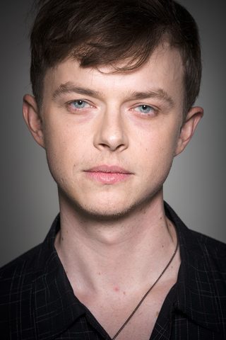 Dane DeHaan, photo 1 of 3
