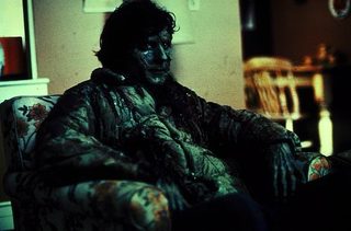 An American Werewolf in London still 6