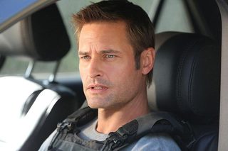 Josh Holloway, photo 2 of 3