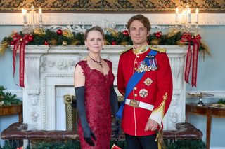 A Royal Corgi Christmas still 4