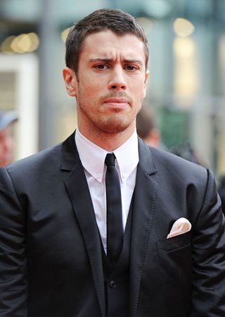 Toby Kebbell, photo 3 of 3