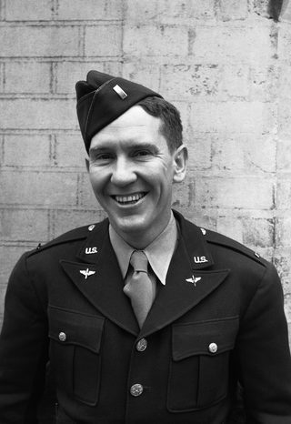 Burgess Meredith, photo 2 of 3