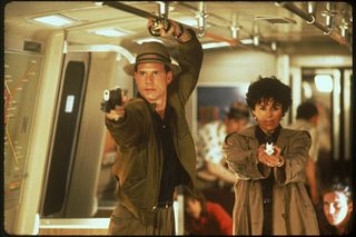 Predator 2 still 8