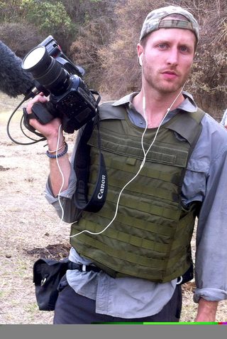 Cartel Land still 2
