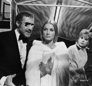 Sweet Charity still 6