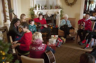 Angels Sing still 7