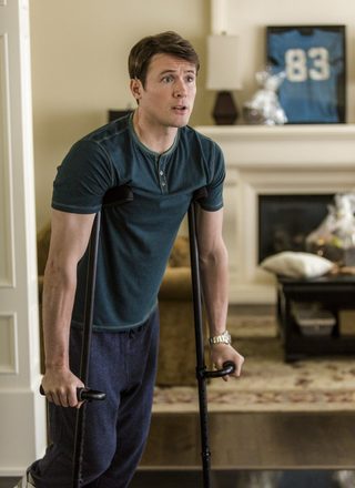 Love on the Sidelines still 4