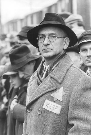 Schindler's List still 5