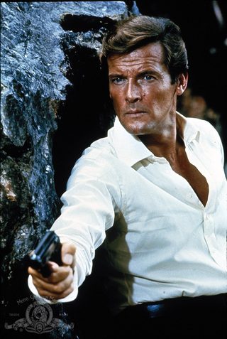 The Man with the Golden Gun still 4