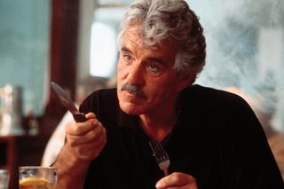 Dennis Farina, photo 3 of 3