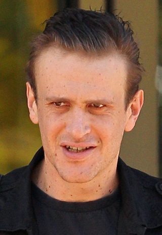 Jason Segel, photo 2 of 3