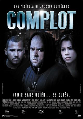 Complot still 6