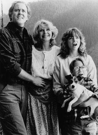 Harry and the Hendersons still 6