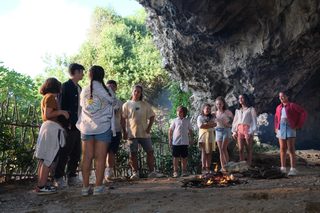 Gizemli Ada Mençuna still 1