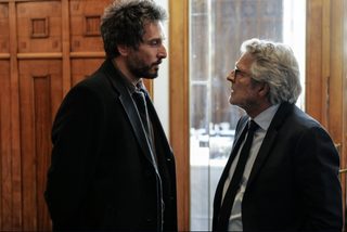 Tout le monde ment still 4