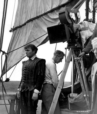 Pandora and the Flying Dutchman still 5