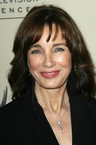 Anne Archer, photo 1 of 3