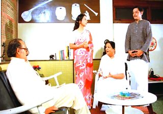 Gol Maal still 5