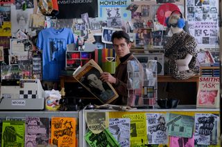 Shoplifters of the World still 5