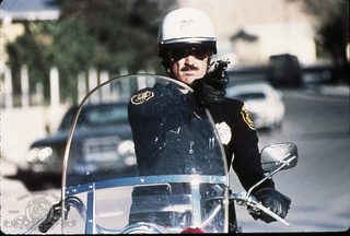 Electra Glide in Blue still 5