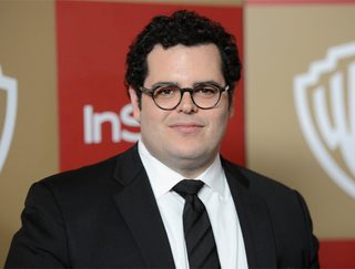 Josh Gad, photo 2 of 3
