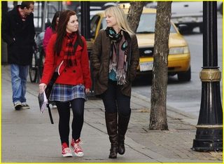Harriet the Spy: Blog Wars still 4