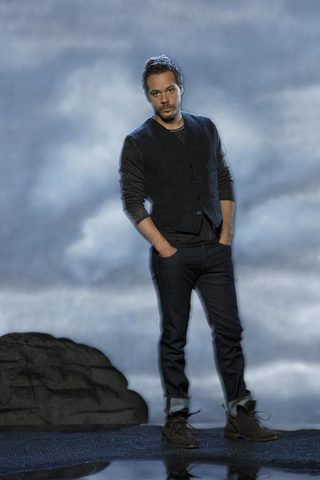 Michael Raymond-James, photo 1 of 3