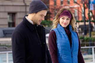 Christmas on Ice still 1