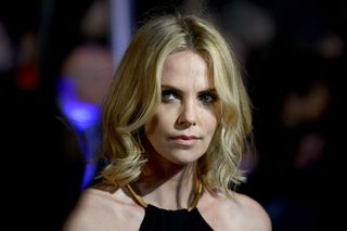 Charlize Theron, photo 2 of 3