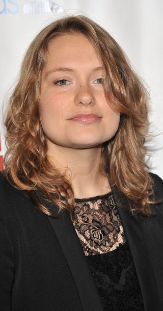 Merritt Wever, photo 1 of 3