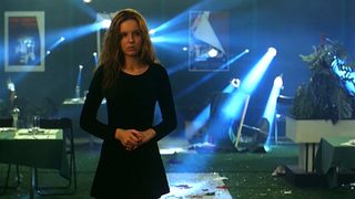 Sara still 8