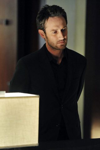 Josh Stewart, photo 2 of 3