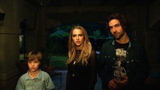 Lights Out still 6