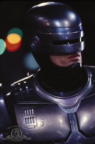 RoboCop still 8