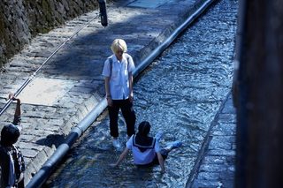 Drowning Love still 7