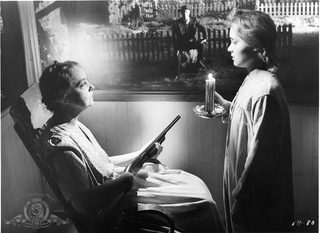 The Night of the Hunter still 8