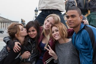 LOL still 2