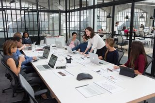 The Intern still 4