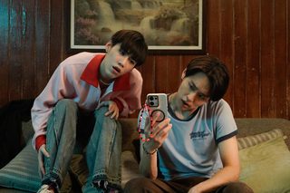 The Red Envelope still 1