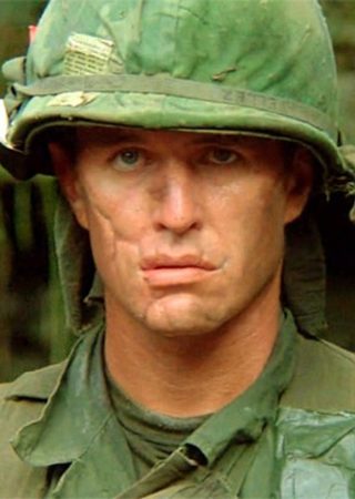 Tom Berenger, photo 1 of 3