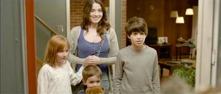 Emelie still 3